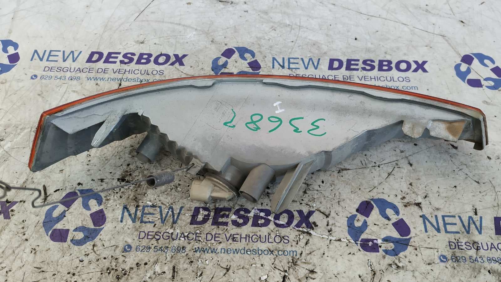 Recambio de PILOTO DELANTERO IZQUIERDO para RENAULT TRAFIC COMBI (AB 4.01) 6 - plazas (L2H1) acristalado parcial 2,9t   Combi largo F9QU7 referencia OEM IAM 8200007031   - BLANCO 5