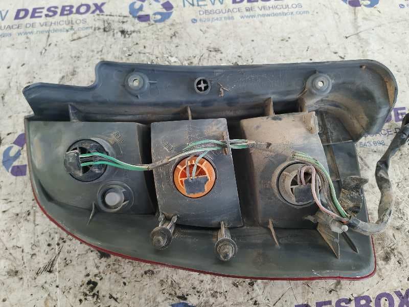 Recambio de PILOTO TRASERO DERECHO para MITSUBISHI SPACE STAR (DG0) 1.8 MPI CAT 4G93 referencia OEM IAM 287602   - BLANCO 4