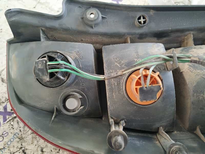 Recambio de PILOTO TRASERO DERECHO para MITSUBISHI SPACE STAR (DG0) 1.8 MPI CAT 4G93 referencia OEM IAM 287602   - BLANCO 7