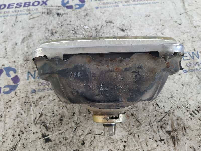 Recambio de FARO IZQUIERDO para MITSUBISHI L 300 (P00) Caja cerr.  largo, Techo elev. 4D56 referencia OEM IAM 0188076   - BLANCO 8