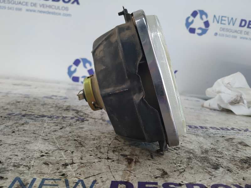 Recambio de FARO DERECHO para MITSUBISHI L 300 (P00) Caja cerr.  largo, Techo elev. 4D56 referencia OEM IAM 0188076   - BLANCO 4