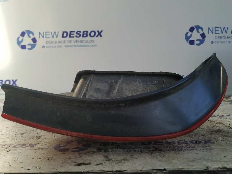 Recambio de PILOTO TRASERO DERECHO para TOYOTA COROLLA (E11) 1.4 Linea Terra (3-ptas.) 4ZZFE referencia OEM IAM 22076587R   - VERDE 2