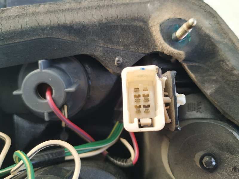 Recambio de PILOTO TRASERO DERECHO para TOYOTA COROLLA (E11) 1.4 Linea Terra (3-ptas.) 4ZZFE referencia OEM IAM 22076587R   - VERDE 5