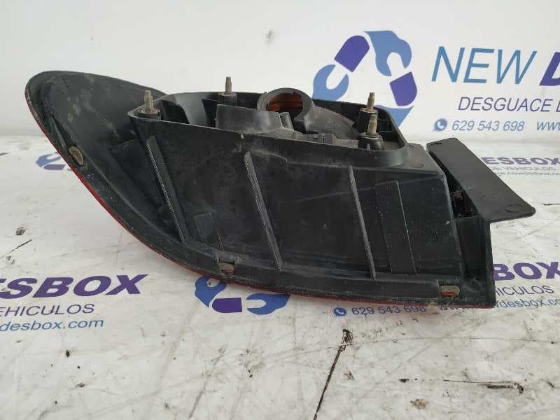 Recambio de PILOTO TRASERO DERECHO para HONDA CIVIC BERLINA 3/4 (EJ/EK) referencia OEM IAM 0431128 2