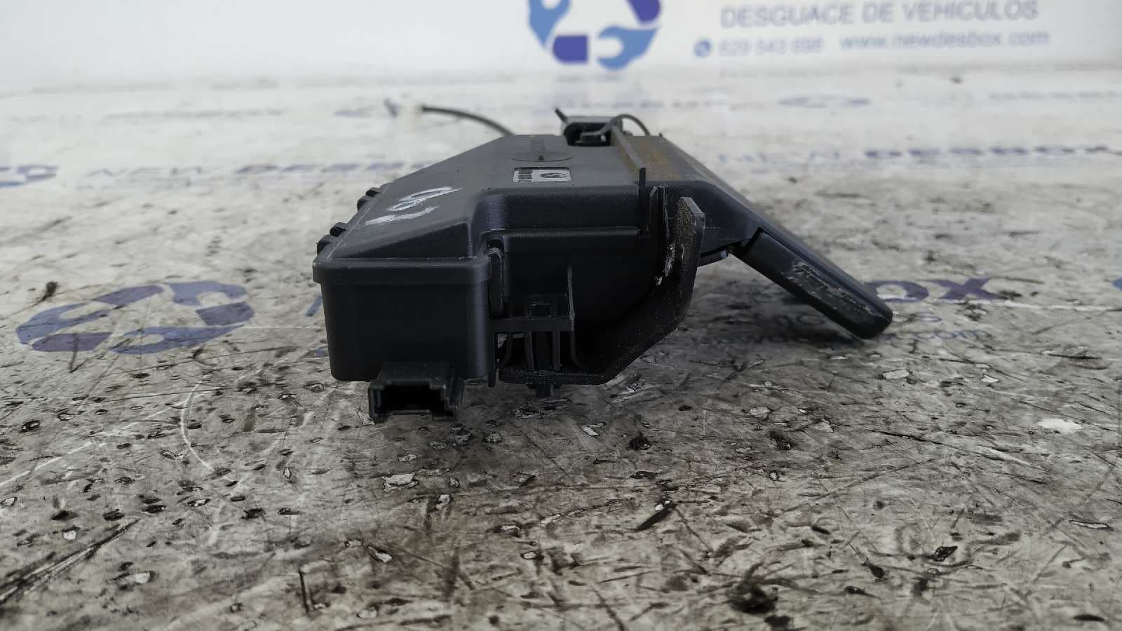 Recambio de CERRADURA MALETERO / PORTON para BMW SERIE 3 BERLINA (E90) 204D4 referencia OEM IAM 7840617   - NEGRO 3
