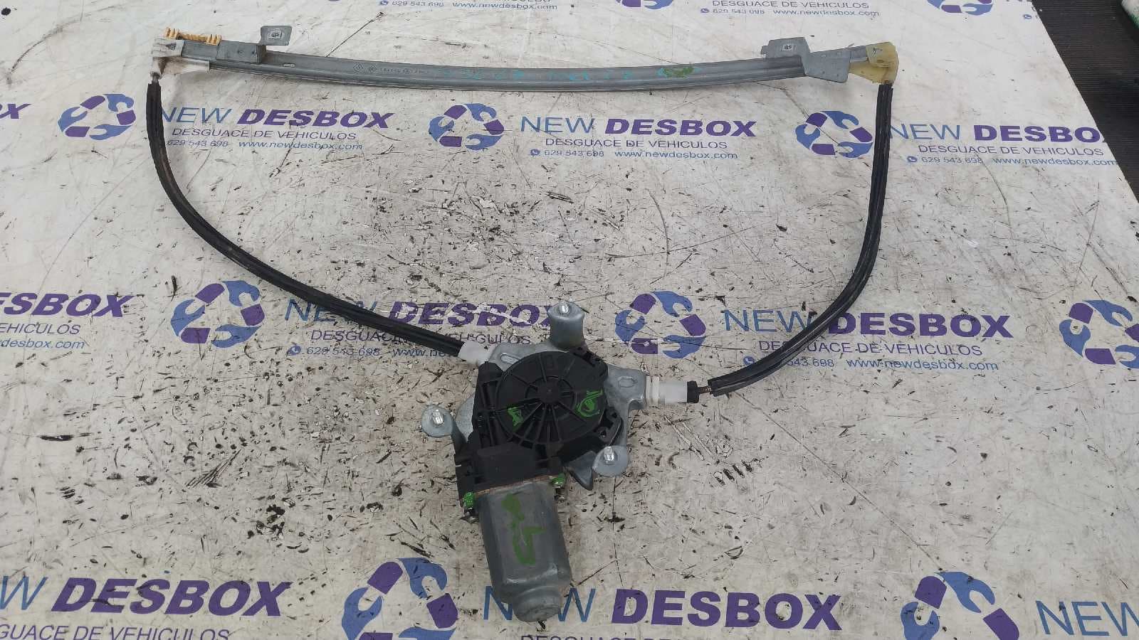 Recambio de ELEVALUNAS DELANTERO IZQUIERDO para RENAULT SCENIC (JA..) 1.9 DTI Authentique F9Q744 referencia OEM IAM 114145   - VERDE
