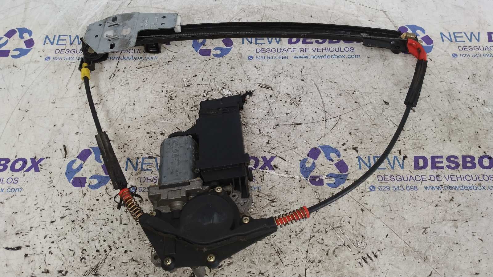Recambio de ELEVALUNAS TRASERO IZQUIERDO para VOLKSWAGEN PASSAT BERLINA (3A2) 1.9 TDI AFN        referencia OEM IAM    - AZUL 4