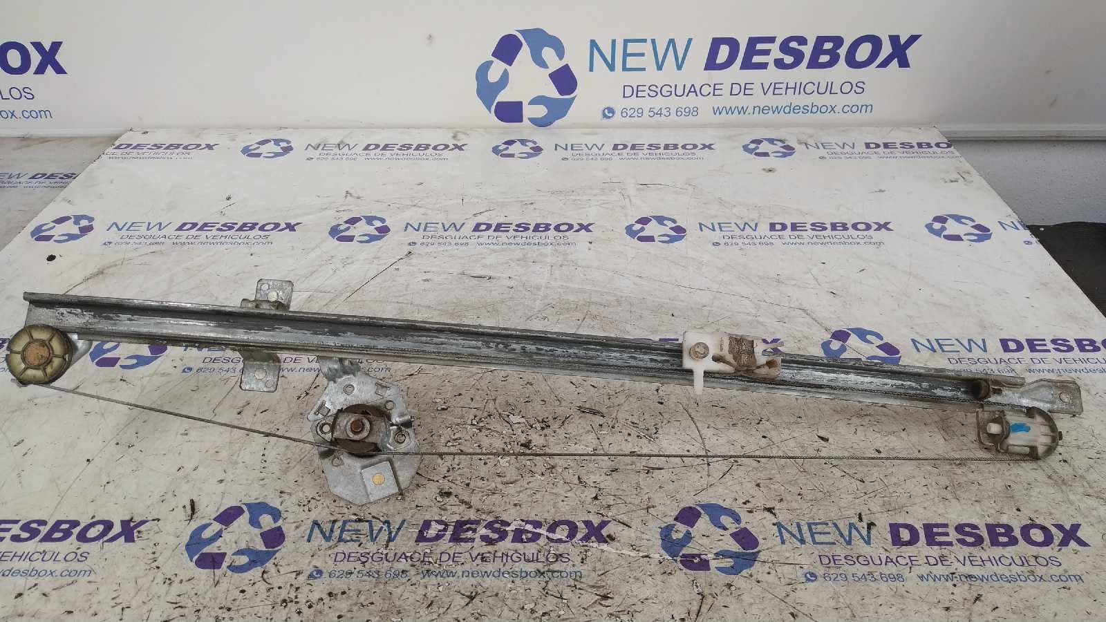 Recambio de ELEVALUNAS DELANTERO IZQUIERDO para PEUGEOT BOXER CAJA CERR. TECHO ELEVADO (RS2850)(290/330)('02->) 2.0 HDI CAT RHV referencia OEM IAM    - BLANCO 2