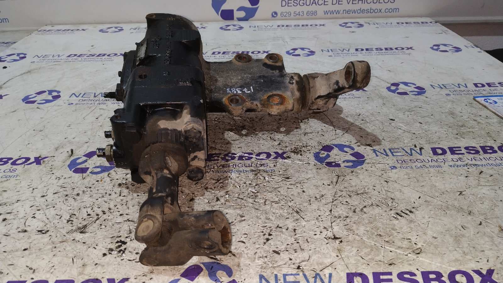 Recambio de CAJA DIRECCION para NISSAN TERRANO (WD21) 2.7 TD TD27T referencia OEM IAM 8054974209   - BLANCO 4