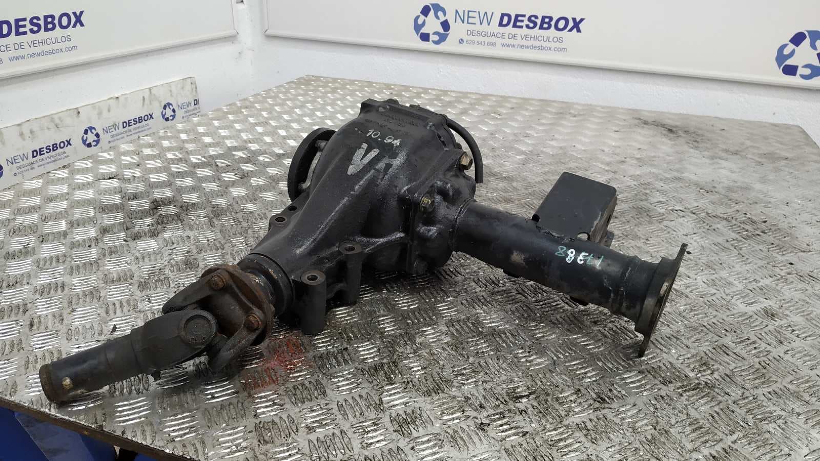 Recambio de DIFERENCIAL DELANTERO para NISSAN TERRANO (WD21) 2.7 TD TD27T referencia OEM IAM 38511G23007   - BLANCO