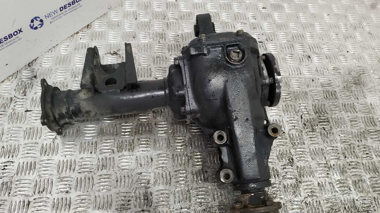 Recambio de DIFERENCIAL DELANTERO para NISSAN TERRANO (WD21) 2.7 TD TD27T referencia OEM IAM 38511G23007   - BLANCO 8