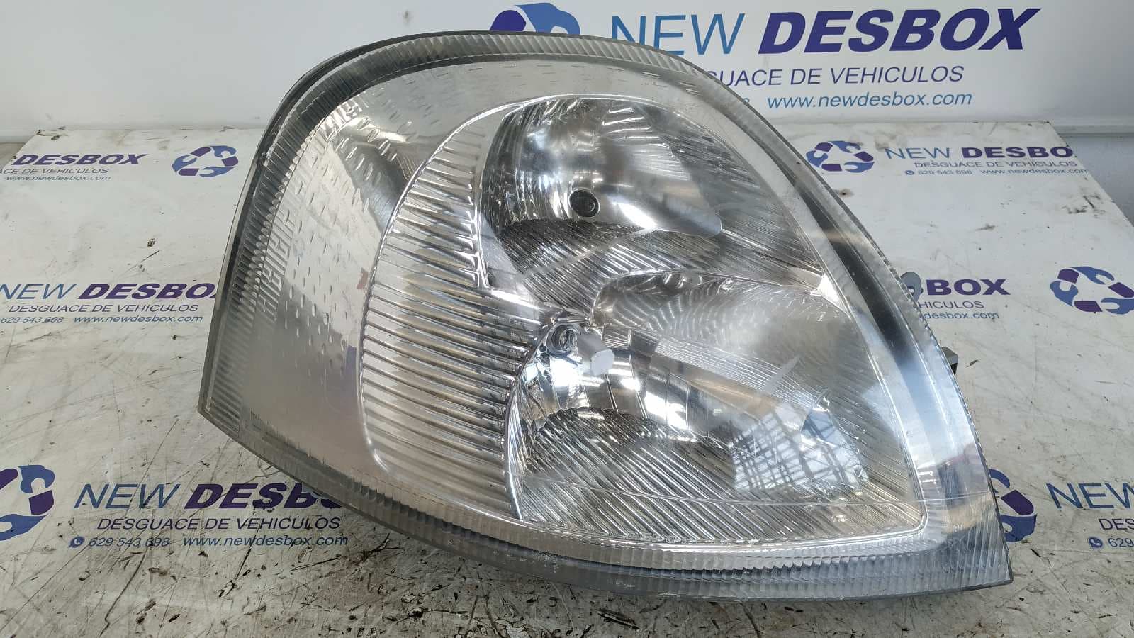 Recambio de FARO DERECHO para RENAULT MASTER II PH. 2 DOKA/PR. FGST Chasis  Batalla 3578 mm G9U754 referencia OEM IAM 085511149R   - NEGRO