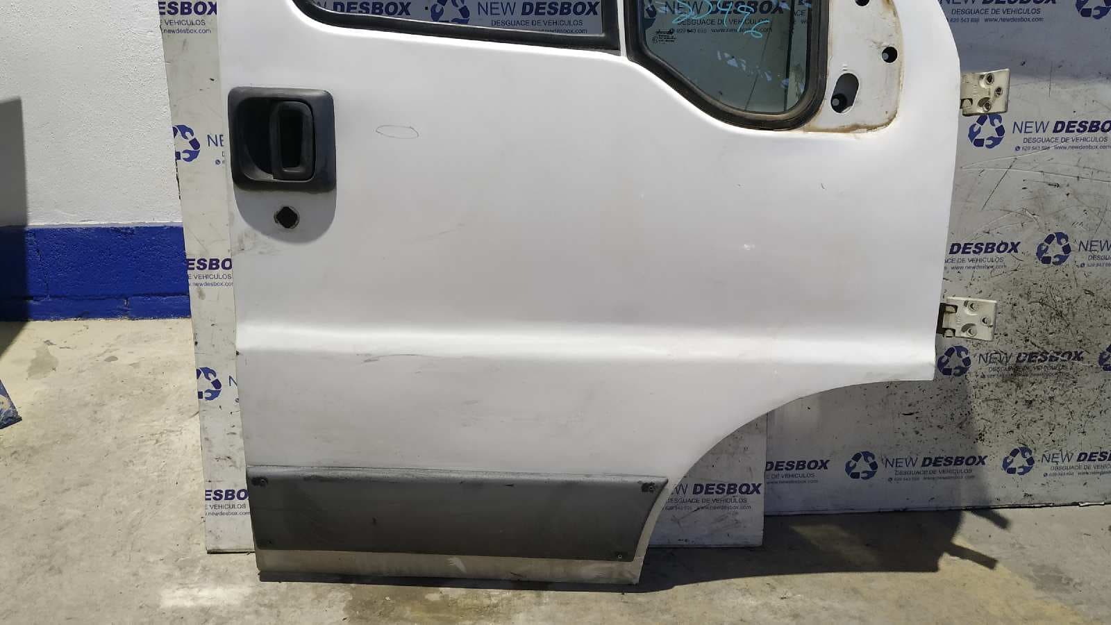 Recambio de PUERTA DELANTERA DERECHA para PEUGEOT BOXER CAJA CERR. TECHO ELEVADO (RS2850)(290/330)('02->) 2.0 HDI CAT RHV referencia OEM IAM    - BLANCO 5