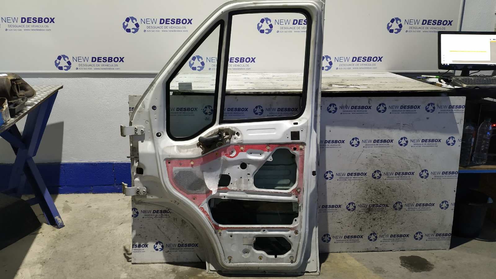 Recambio de PUERTA DELANTERA DERECHA para PEUGEOT BOXER CAJA CERR. TECHO ELEVADO (RS2850)(290/330)('02->) 2.0 HDI CAT RHV referencia OEM IAM    - BLANCO 3