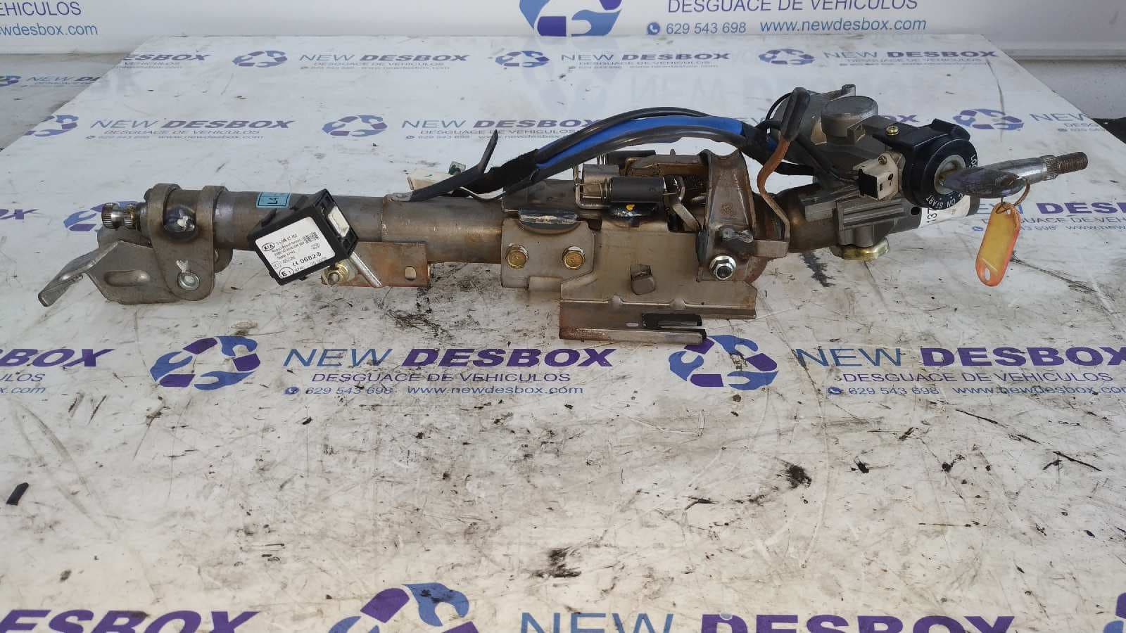 Recambio de COLUMNA DIRECCION para KIA CARNIVAL II 2.9 CRDi CAT J3 referencia OEM IAM 0K54B677B0   - VAINILLA