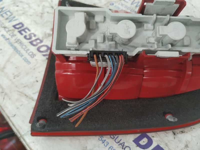 Recambio de PILOTO TRASERO IZQUIERDO para SKODA OCTAVIA BERLINA (1U2) Ambiente ALH referencia OEM IAM 1U6945257   - VERDE 2