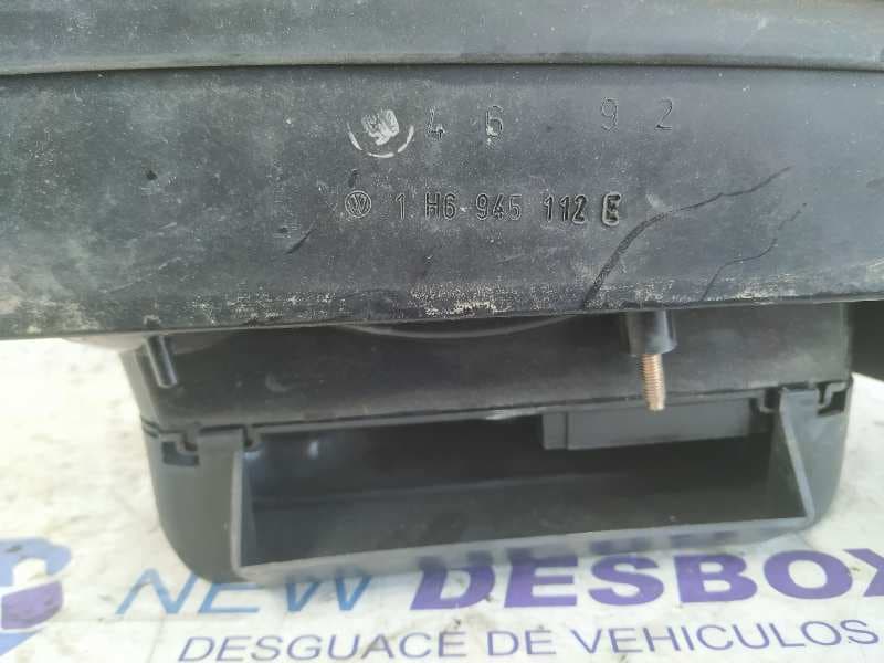 Recambio de PILOTO TRASERO DERECHO para VOLKSWAGEN GOLF III BERLINA (1H1) 1.6 ABU referencia OEM IAM 1H6945112E   - AZUL 2