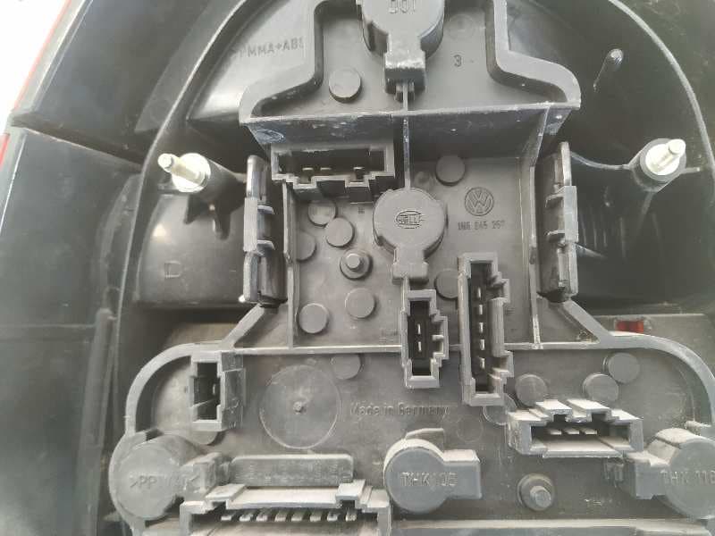 Recambio de PILOTO TRASERO DERECHO para VOLKSWAGEN GOLF III BERLINA (1H1) CL AEX referencia OEM IAM 1H6945112   - ROJO 4