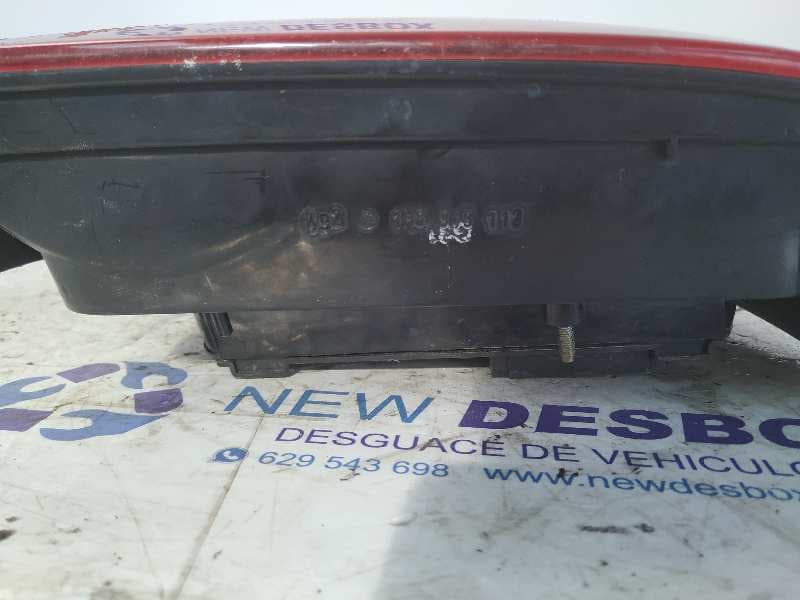 Recambio de PILOTO TRASERO DERECHO para VOLKSWAGEN GOLF III BERLINA (1H1) CL AEX referencia OEM IAM 1H6945112   - ROJO 3