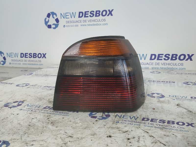 Recambio de PILOTO TRASERO DERECHO para VOLKSWAGEN GOLF III BERLINA (1H1) 1.6 AEA referencia OEM IAM 1H6945112B   - AZUL