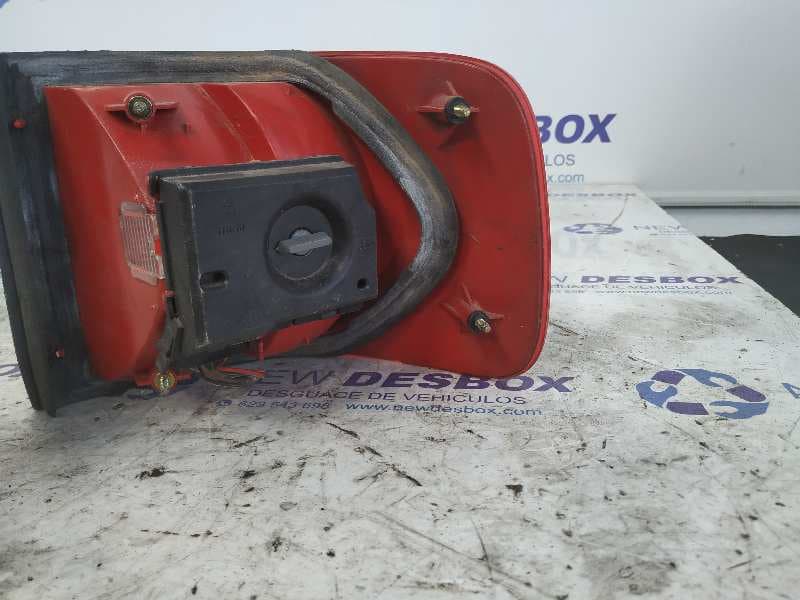 Recambio de PILOTO TRASERO IZQUIERDO para AUDI 80 AVANT Básico Avant ABK referencia OEM IAM    - ROJO 2