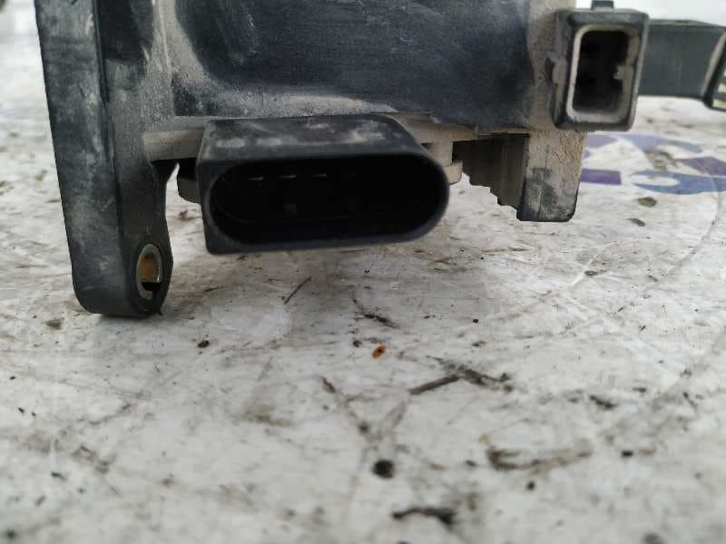 Recambio de PEDAL ACELERADOR para MERCEDES-BENZ VITO (W638) COMBI 110 D Euro 2   (638.174) 911 referencia OEM IAM A9013000404   - ROJO 4