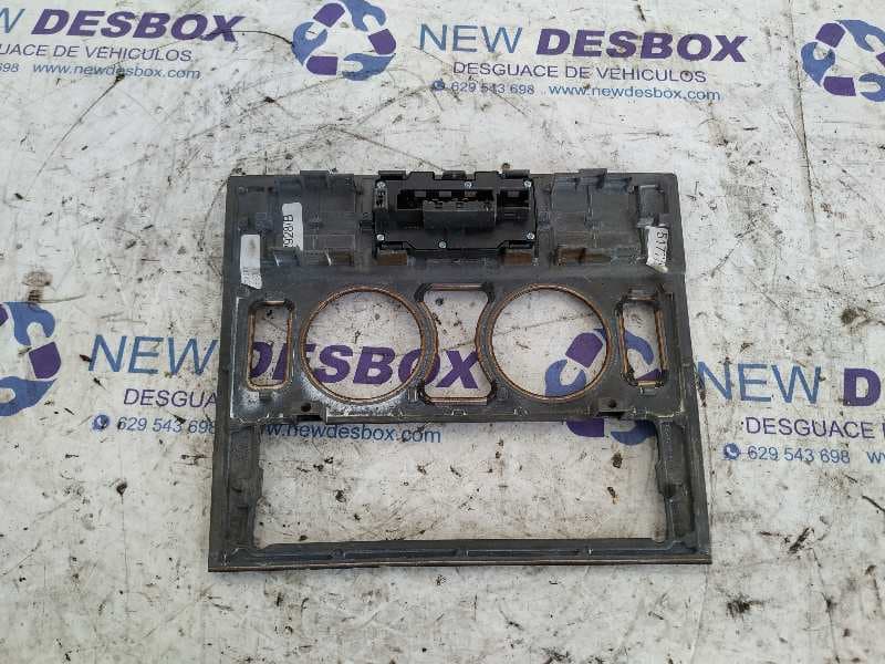 Recambio de WARNING para MERCEDES-BENZ CLASE E (W210) BERLINA DIESEL 3.0 Turbodiesel CAT 606962 referencia OEM IAM A2106880308   - NEGRO 2