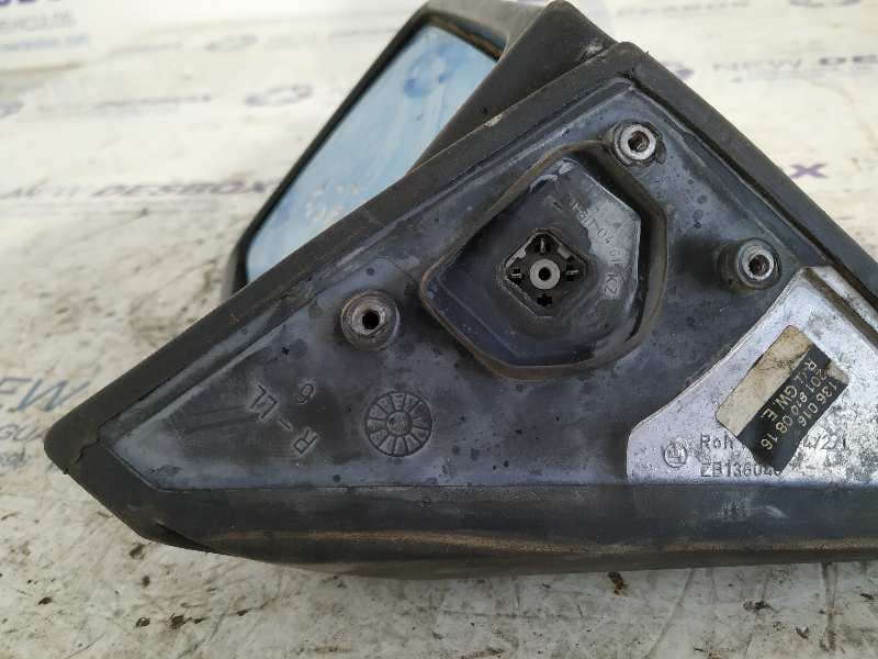 Recambio de RETROVISOR DERECHO para MERCEDES-BENZ CLASE E (W124) BERLINA 3.0 referencia OEM IAM ZB136040   - GRIS 4