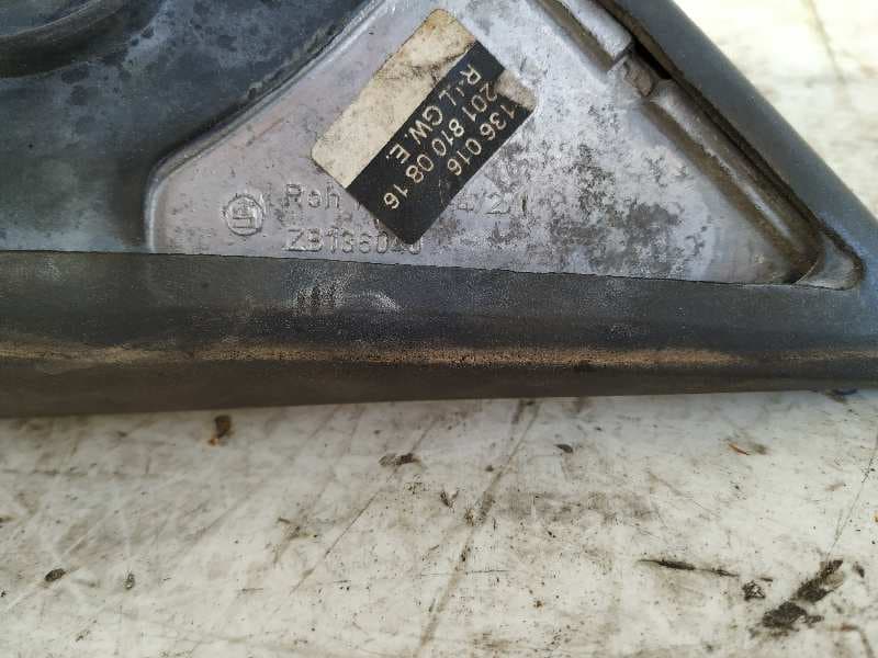 Recambio de RETROVISOR DERECHO para MERCEDES-BENZ CLASE E (W124) BERLINA 3.0 referencia OEM IAM ZB136040   - GRIS 2