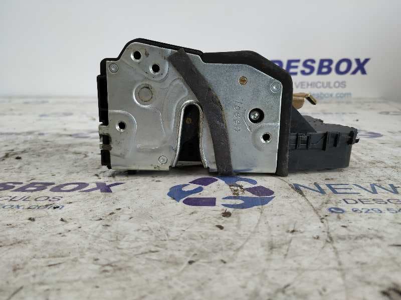 Recambio de CERRADURA PUERTA TRASERA IZQUIERDA para BMW SERIE 3 BERLINA (E46) 1.9 CAT referencia OEM IAM 033   - GRIS 2