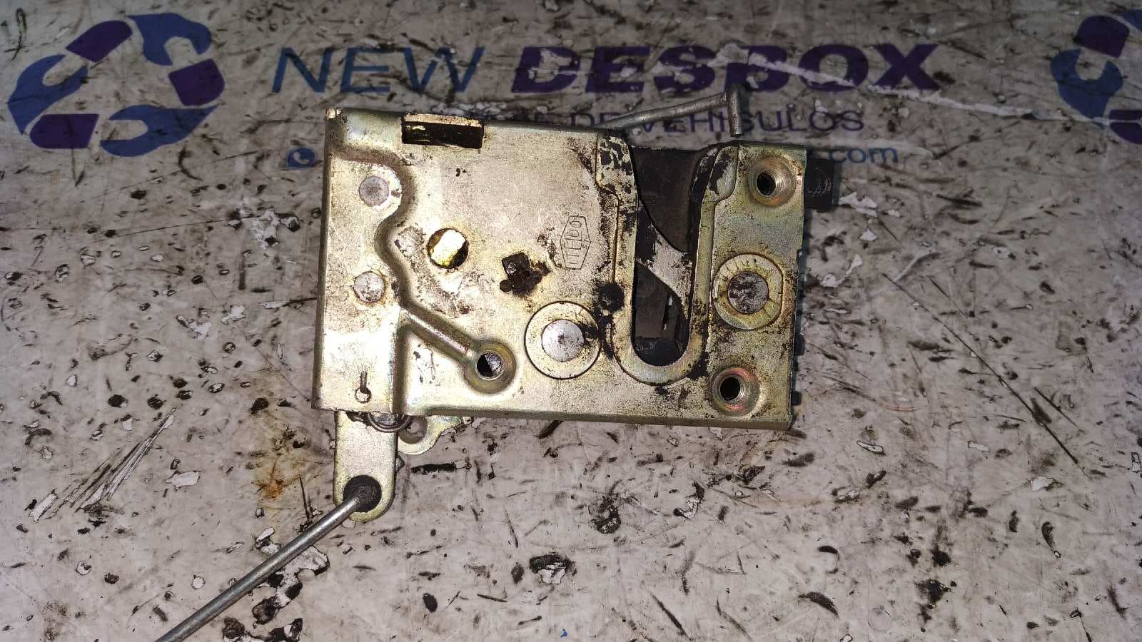 Recambio de CERRADURA PUERTA DELANTERA IZQUIERDA para PEUGEOT 205 BERLINA 1.4 1.4 referencia OEM IAM    - BLANCO 3
