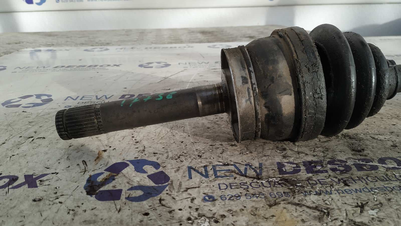 Recambio de TRANSMISION DELANTERA IZQUIERDA para CHRYSLER VOYAGER (GS) 2.5 Turbodiesel ENC referencia OEM IAM    - NEGRO 4