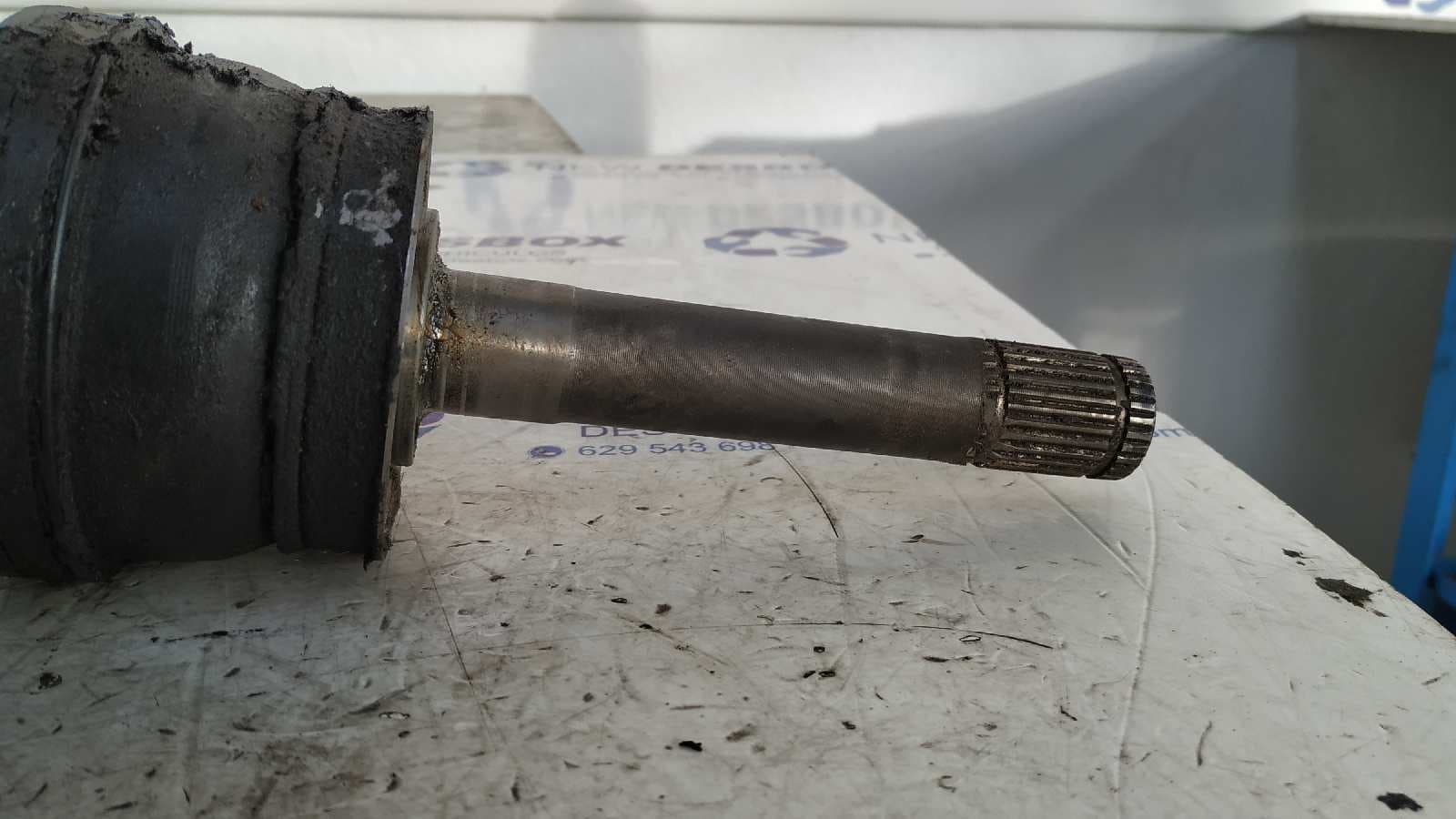 Recambio de TRANSMISION DELANTERA DERECHA para CHRYSLER VOYAGER (GS) 2.5 Turbodiesel ENC referencia OEM IAM    - NEGRO 3