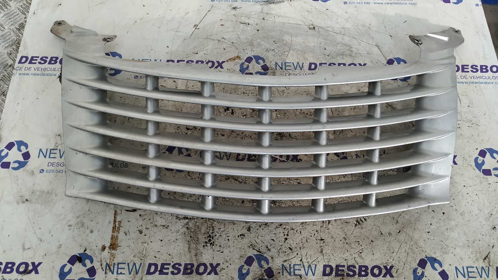 Recambio de REJILLA DELANTERA para CHRYSLER PT CRUISER (PT) 2.0 Classic ECC referencia OEM IAM    - AZUL