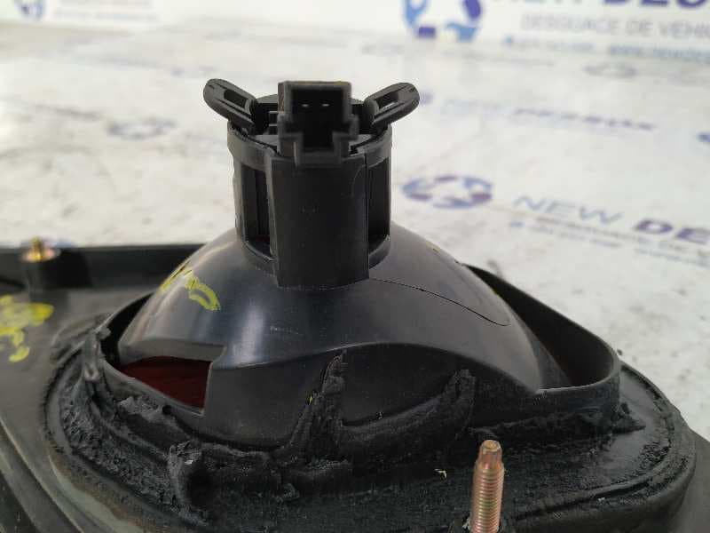 Recambio de PILOTO PORTON IZQUIERDO para NISSAN PRIMERA BERLINA (P11) 1.6 16V CAT GA16DE referencia OEM IAM 89020318   - BLANCO 2