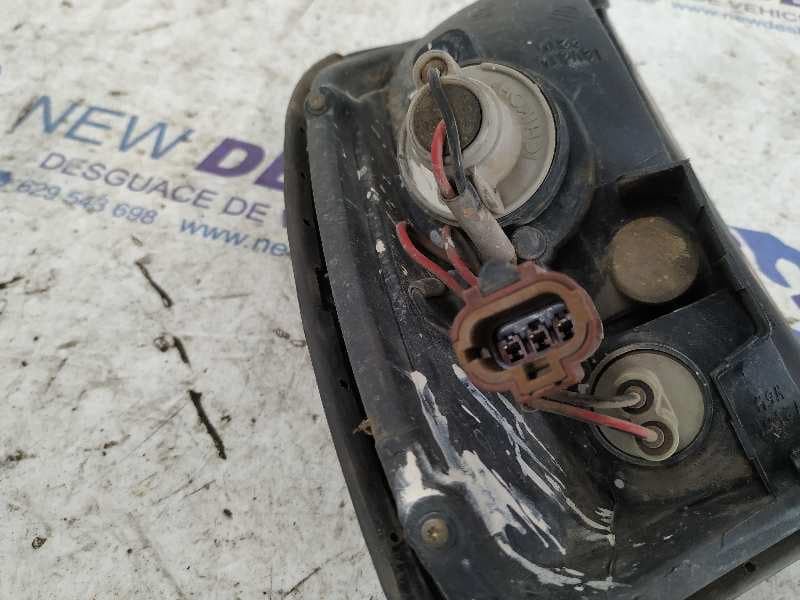Recambio de PILOTO DELANTERO DERECHO para NISSAN PICK-UP (D22) 2.5 Turbodiesel TD25TI referencia OEM IAM 12V21W   - NEGRO 4