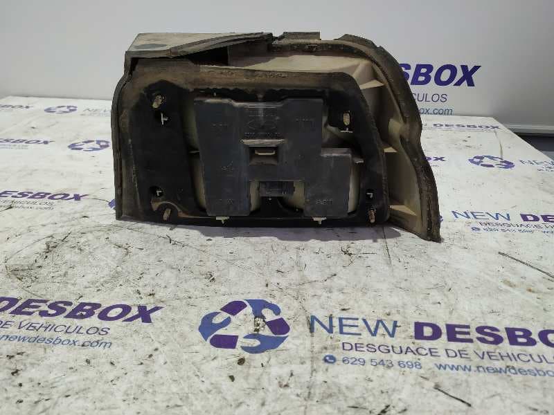 Recambio de PILOTO TRASERO IZQUIERDO para FORD ESCORT BERL./TURNIER Atlanta Berlina RVA referencia OEM IAM 93AG13N004BA   - BLANCO 2