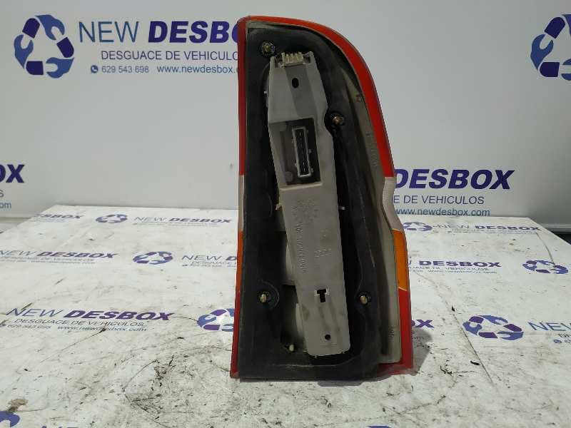 Recambio de PILOTO TRASERO IZQUIERDO para FORD ESCORT BERL./TURNIER Atlanta Berlina RFD referencia OEM IAM 91AG12N004DA    - VERDE 2