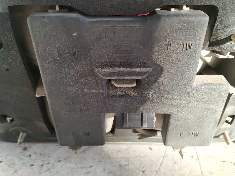 Recambio de PILOTO TRASERO IZQUIERDO para FORD ESCORT BERL./TURNIER Atlanta Berlina RFS referencia OEM IAM 93AG13N004BA   - BLANCO 3