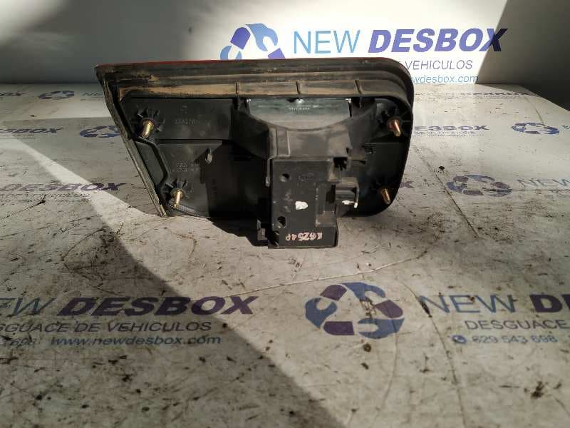 Recambio de PILOTO PORTON DERECHO para HONDA ACCORD BERLINA (CC/CE) 1.8 CAT F2072      referencia OEM IAM 236208   - AZUL 4