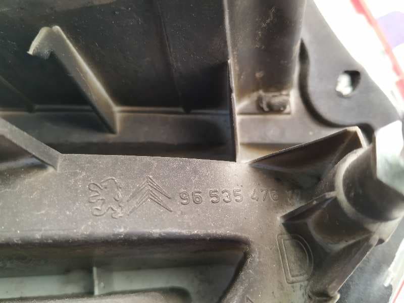 Recambio de PILOTO TRASERO DERECHO para CITROEN C4 PICASSO referencia OEM IAM 9653547677 2