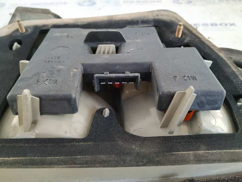 Recambio de PILOTO TRASERO IZQUIERDO para FORD ESCORT BERLINA/TURNIER Bravo Lim. RFS referencia OEM IAM 93AG13N004BA   - AZUL 4