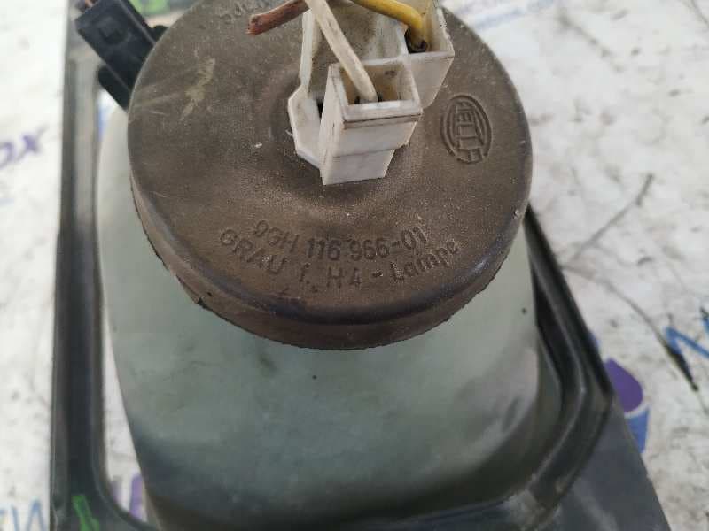 Recambio de FARO DERECHO para VOLKSWAGEN POLO (801/803) Boulevard Berlina AAU referencia OEM IAM 9GH11696601   - ROJO 2