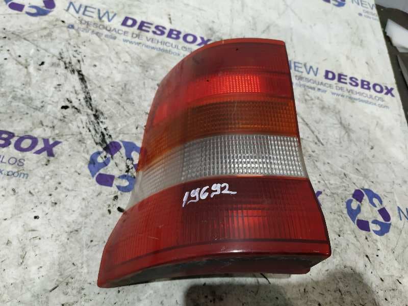 Recambio de PILOTO TRASERO IZQUIERDO para OPEL ASTRA F BERLINA 1.7 Diesel 17D referencia OEM IAM 45015ABS   - GRANATE