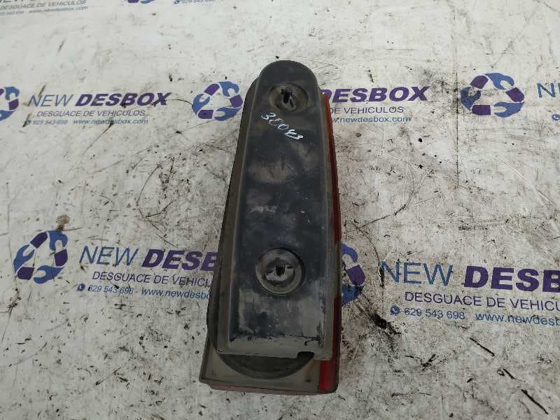Recambio de PILOTO TRASERO IZQUIERDO para FORD SIERRA TURNIER * RF referencia OEM IAM 8PB13A603AA   - NEGRO 2