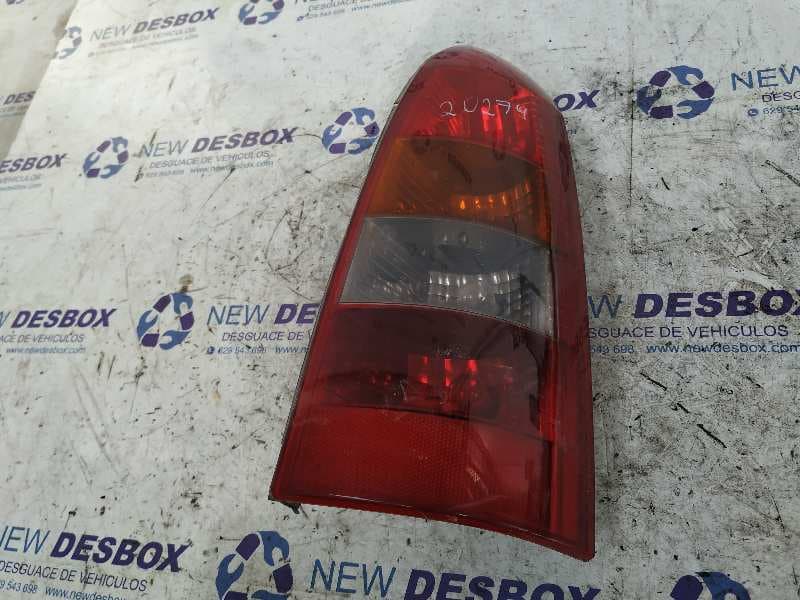 Recambio de PILOTO TRASERO DERECHO para OPEL ASTRA G BERLINA Club X16SZR referencia OEM IAM 393032   - BLANCO