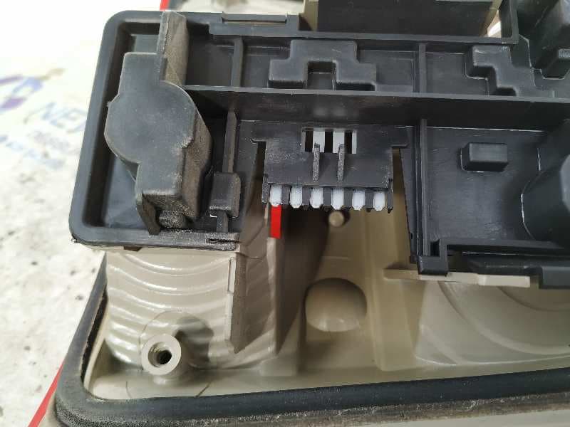 Recambio de PILOTO TRASERO IZQUIERDO para OPEL ASTRA F BERLINA Básico C16SE referencia OEM IAM 212940Q   - ROJO 4