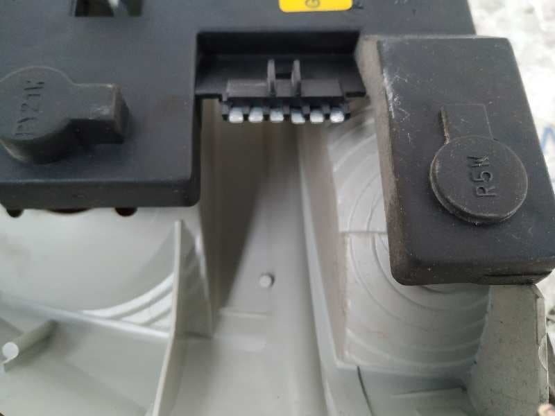 Recambio de PILOTO TRASERO DERECHO para OPEL VECTRA B BERLINA Básico (1999->) X16XEL referencia OEM IAM 90568049   - PLATA 2