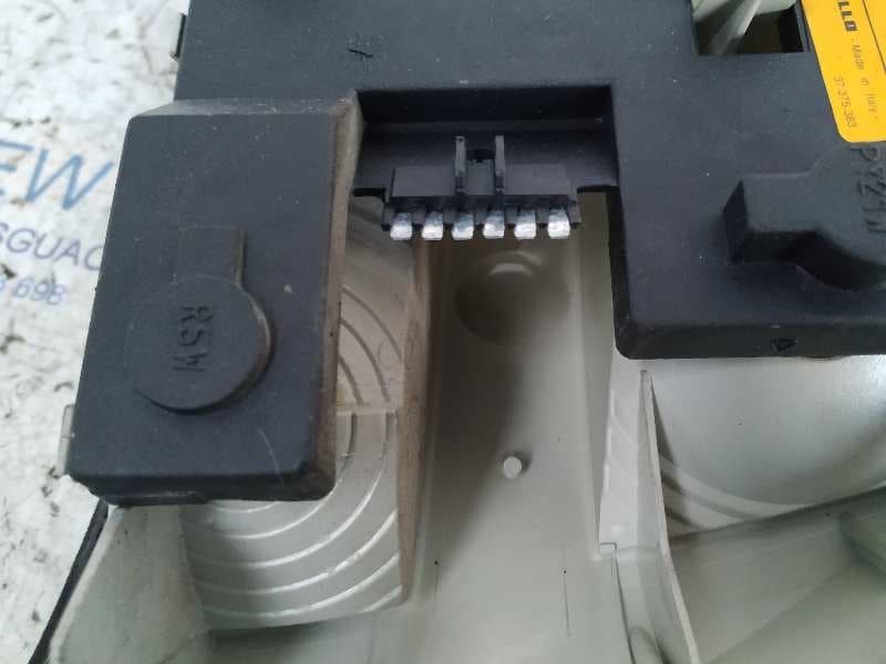 Recambio de PILOTO TRASERO IZQUIERDO para OPEL VECTRA B BERLINA 1.6 X16XEL referencia OEM IAM 37370751   - AZUL 2