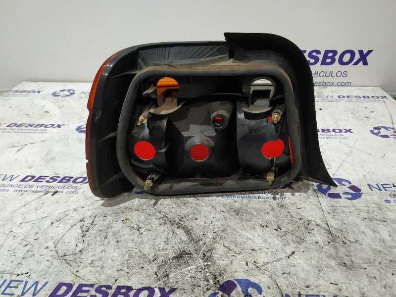 Recambio de PILOTO TRASERO DERECHO para BMW SERIE 3 COMPACTO (E36) 1.6 CAT M43B16 referencia OEM IAM 8353810    - AZUL 2